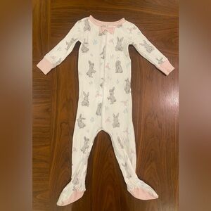 The Beaufort Bonnet Company Cream Bunny Print Footie
